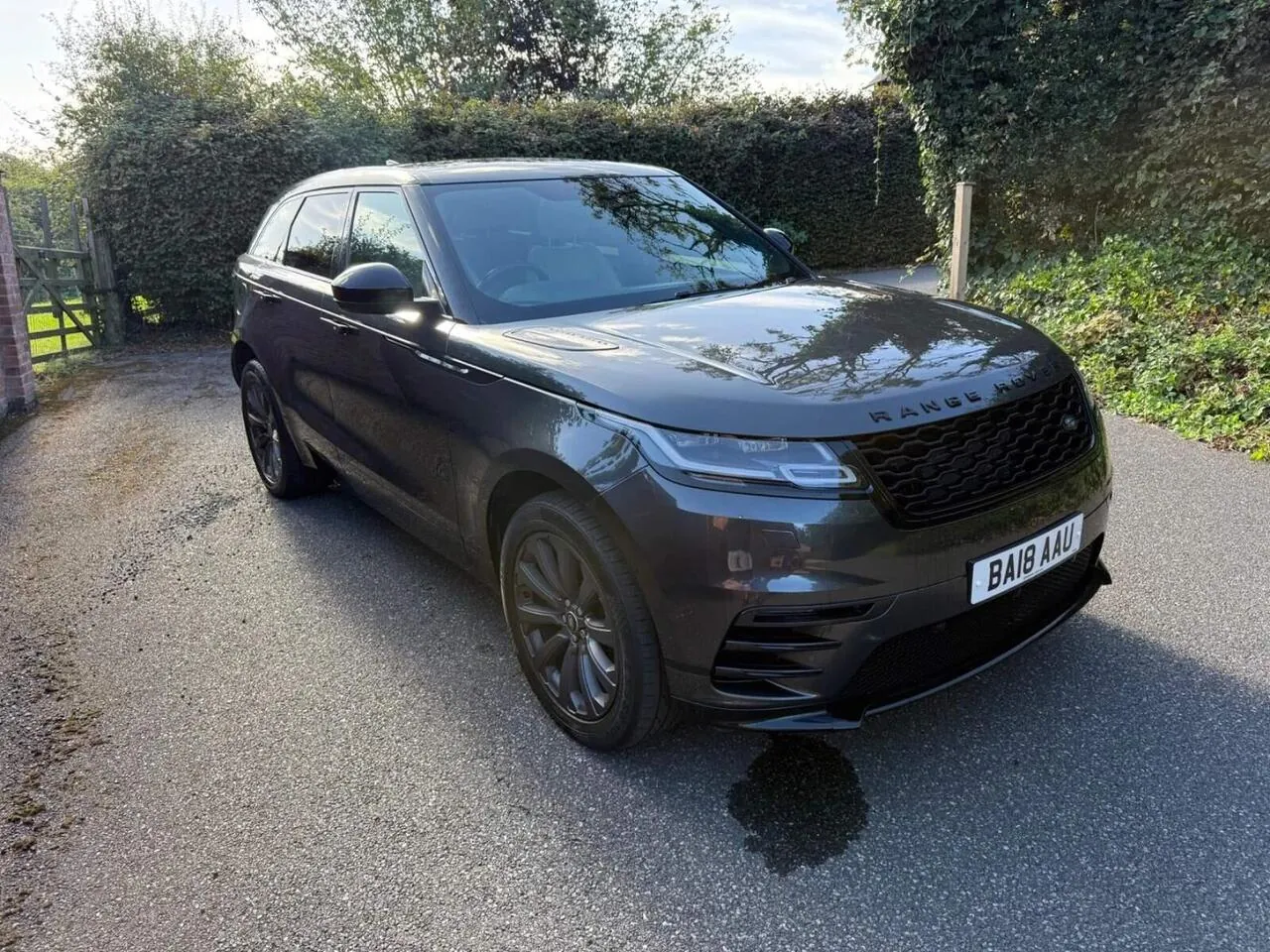 Land Rover Range Rover Velar 2018 photo 2
