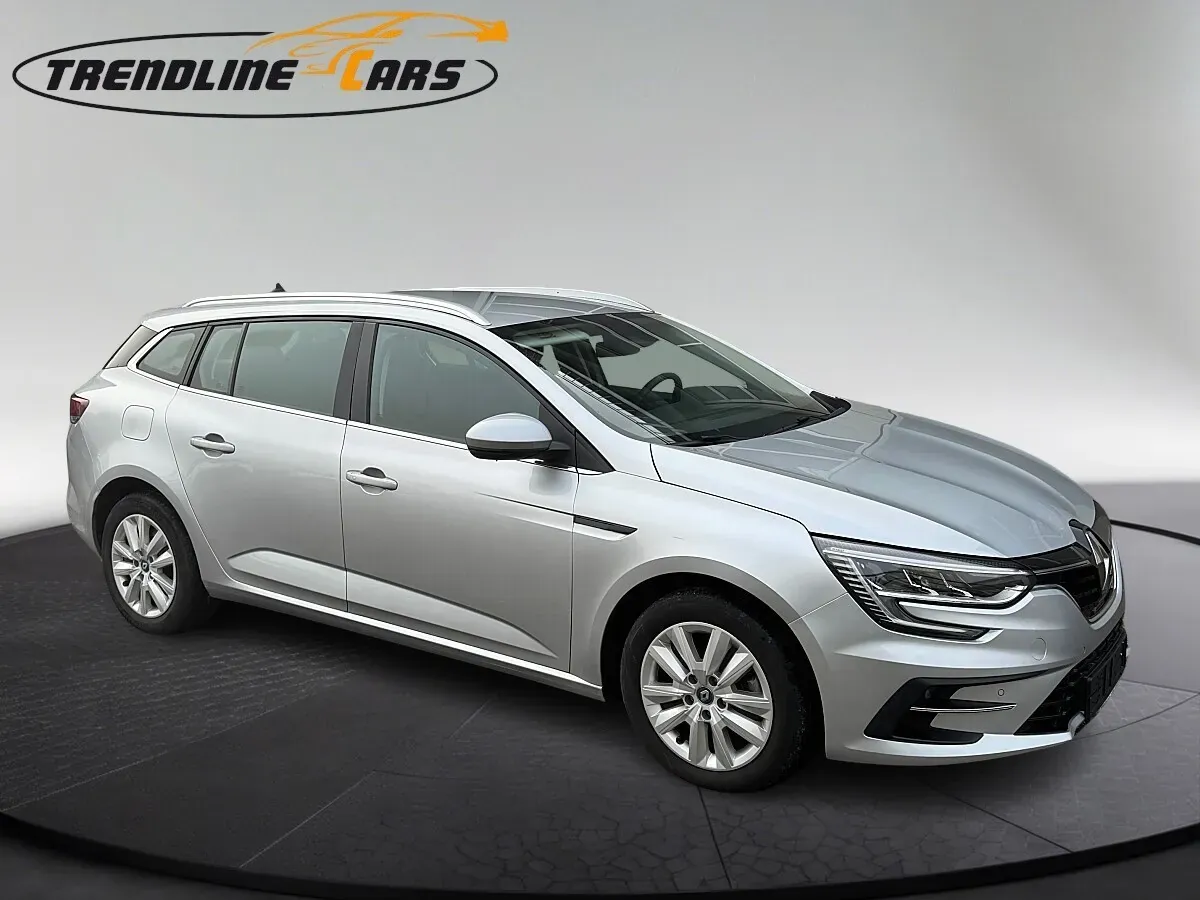 Renault Megane 2022 photo 2