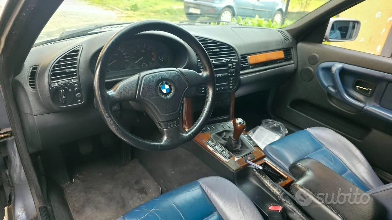 BMW 318I 1999 photo 2