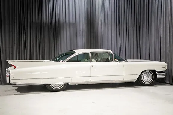 Cadillac Dts 1960 photo 4
