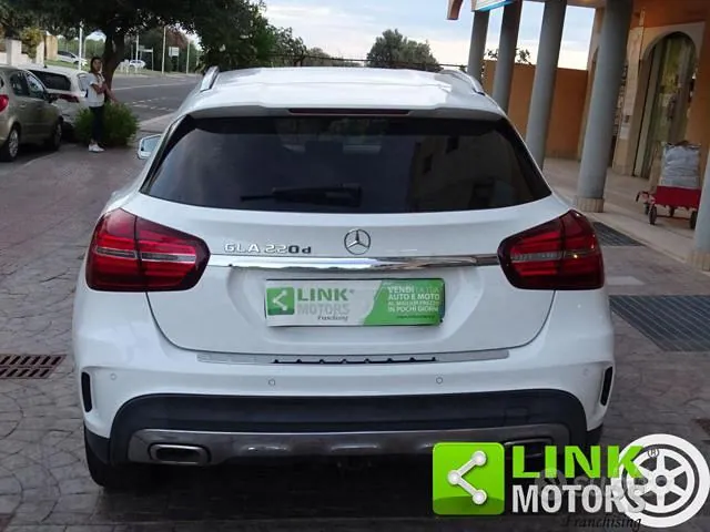 Mercedes-Benz Gla 2018 photo 5