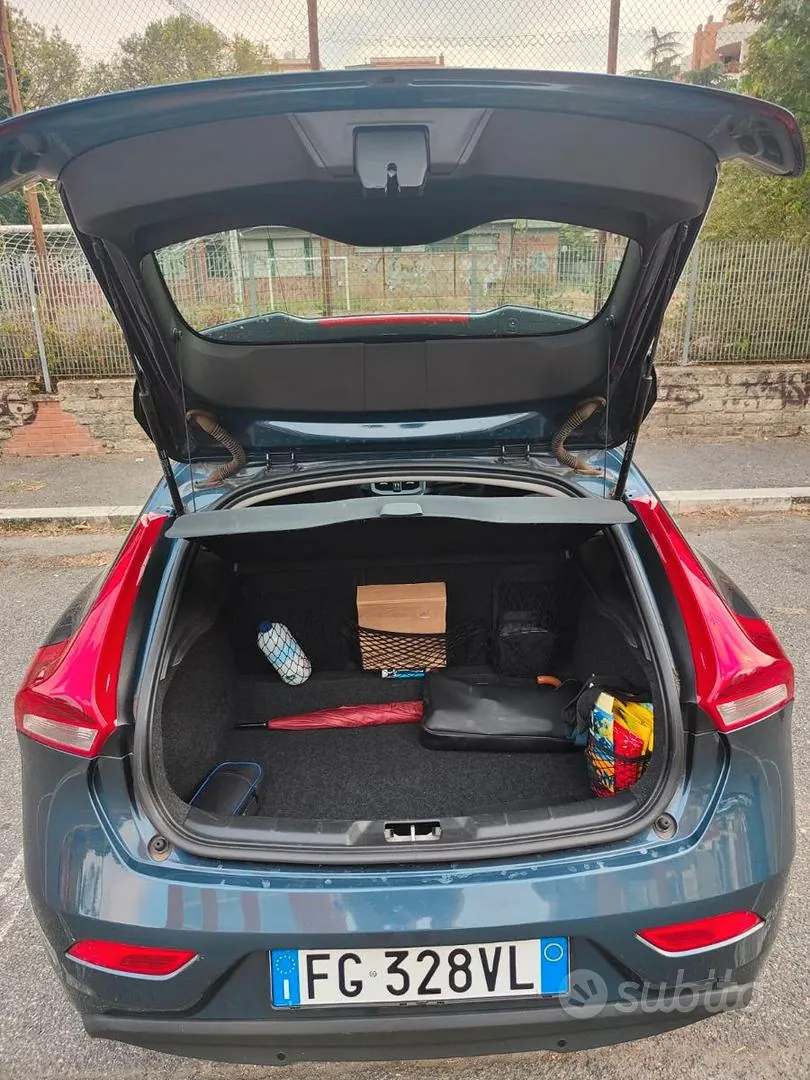 Volvo V40 2016 photo 5