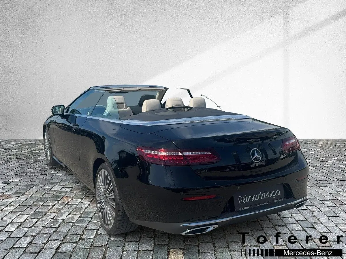 Mercedes-Benz E-Class 2022 photo 3