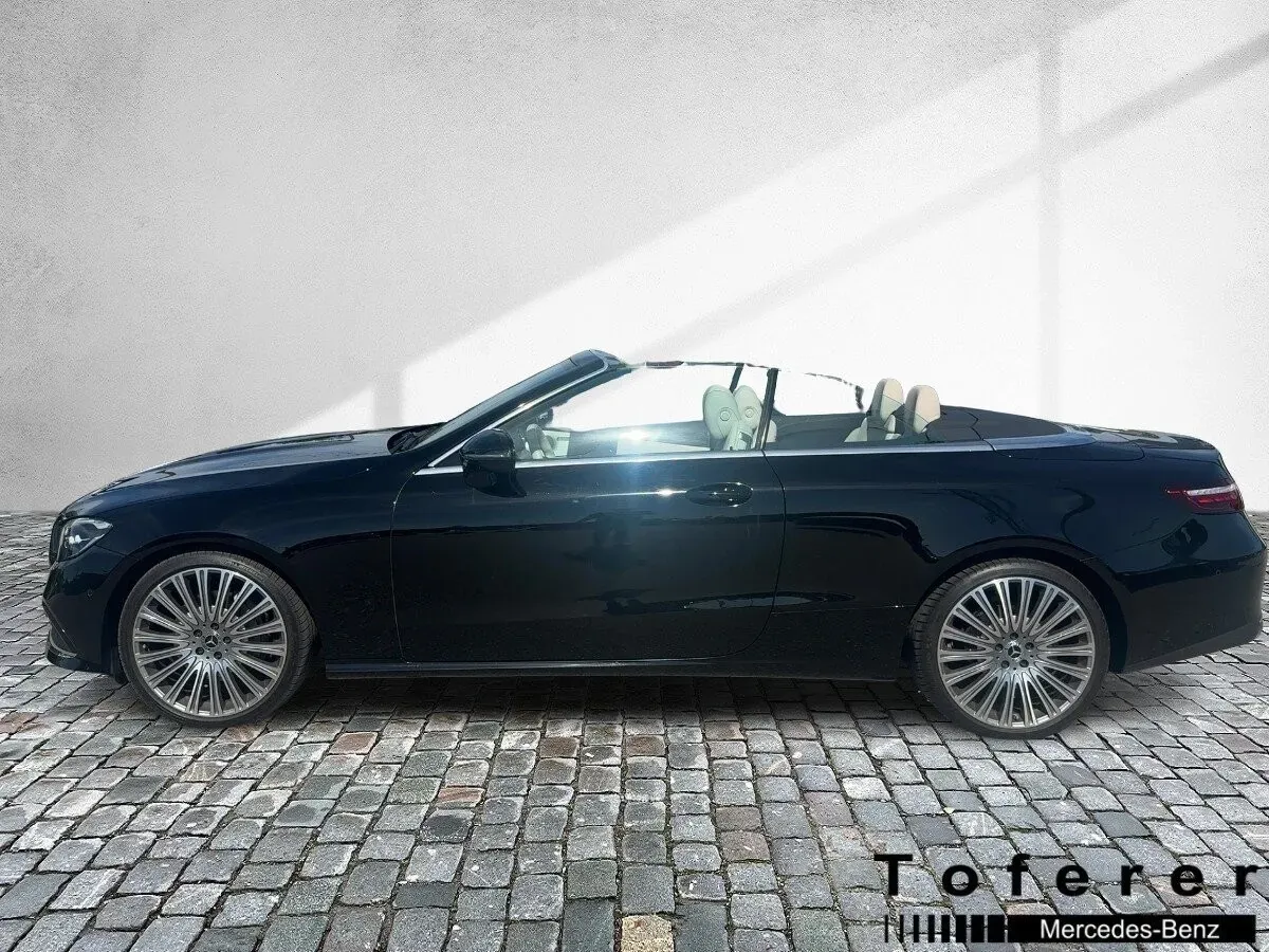 Mercedes-Benz E-Class 2022 photo 2