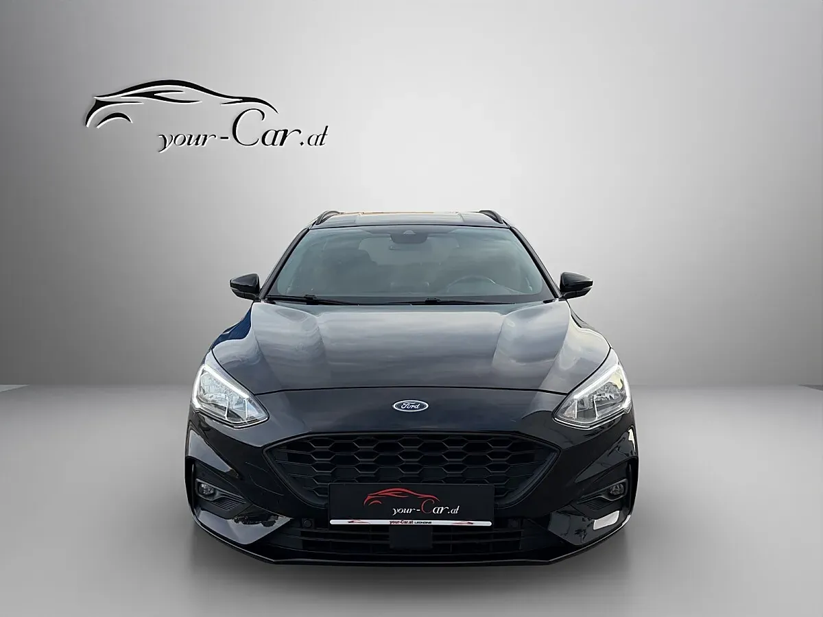 Ford Focus 2021 photo 2