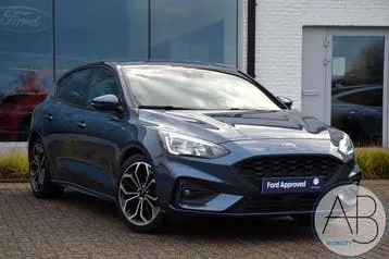 Ford Focus 2022 photo 2