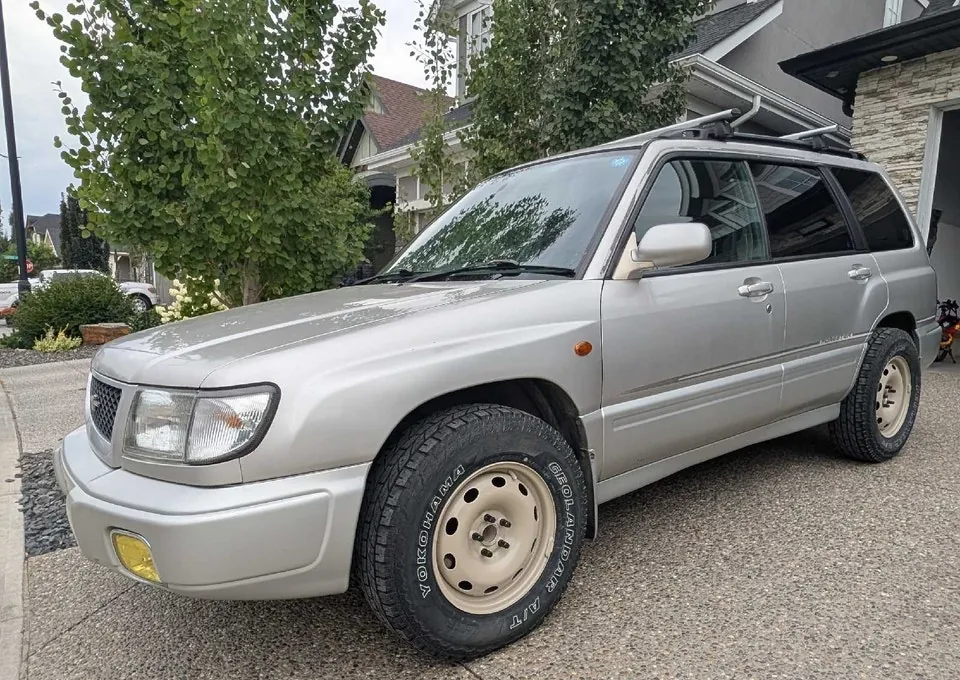 Subaru Forester 1999 photo 4