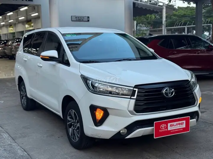 Toyota Innova 2023 photo 2