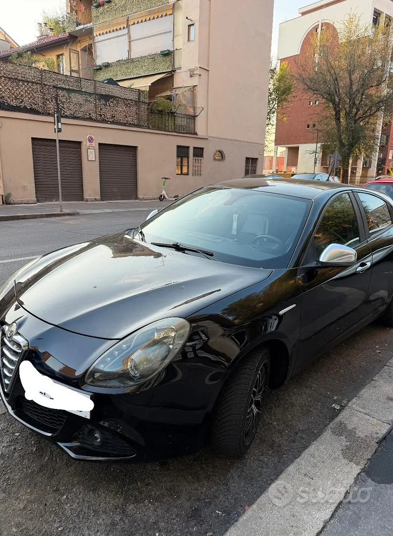 Alfa Romeo Giulietta 2013 photo 3