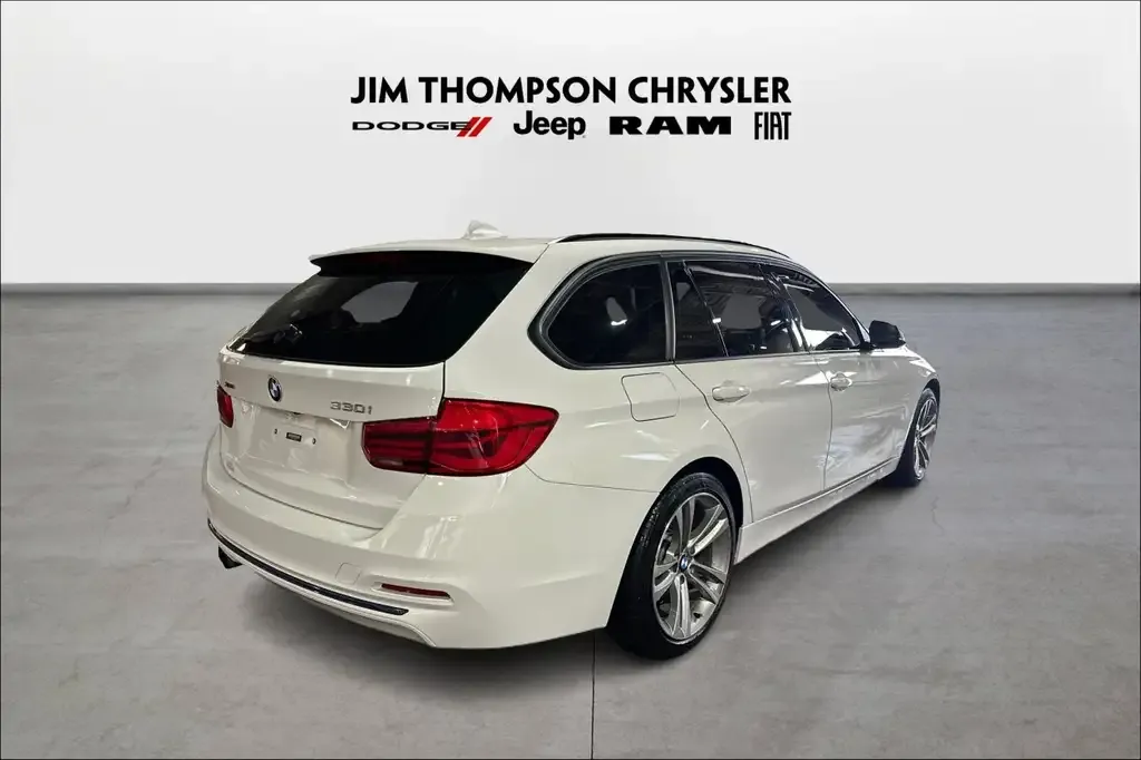 BMW 3 Series 2019 photo 5