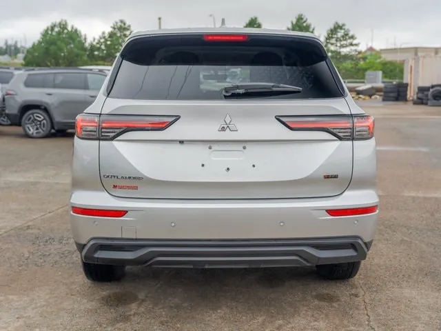 Mitsubishi Outlander 2025 photo 4