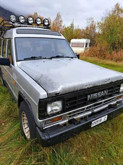 Nissan Patrol 1986 photo 4