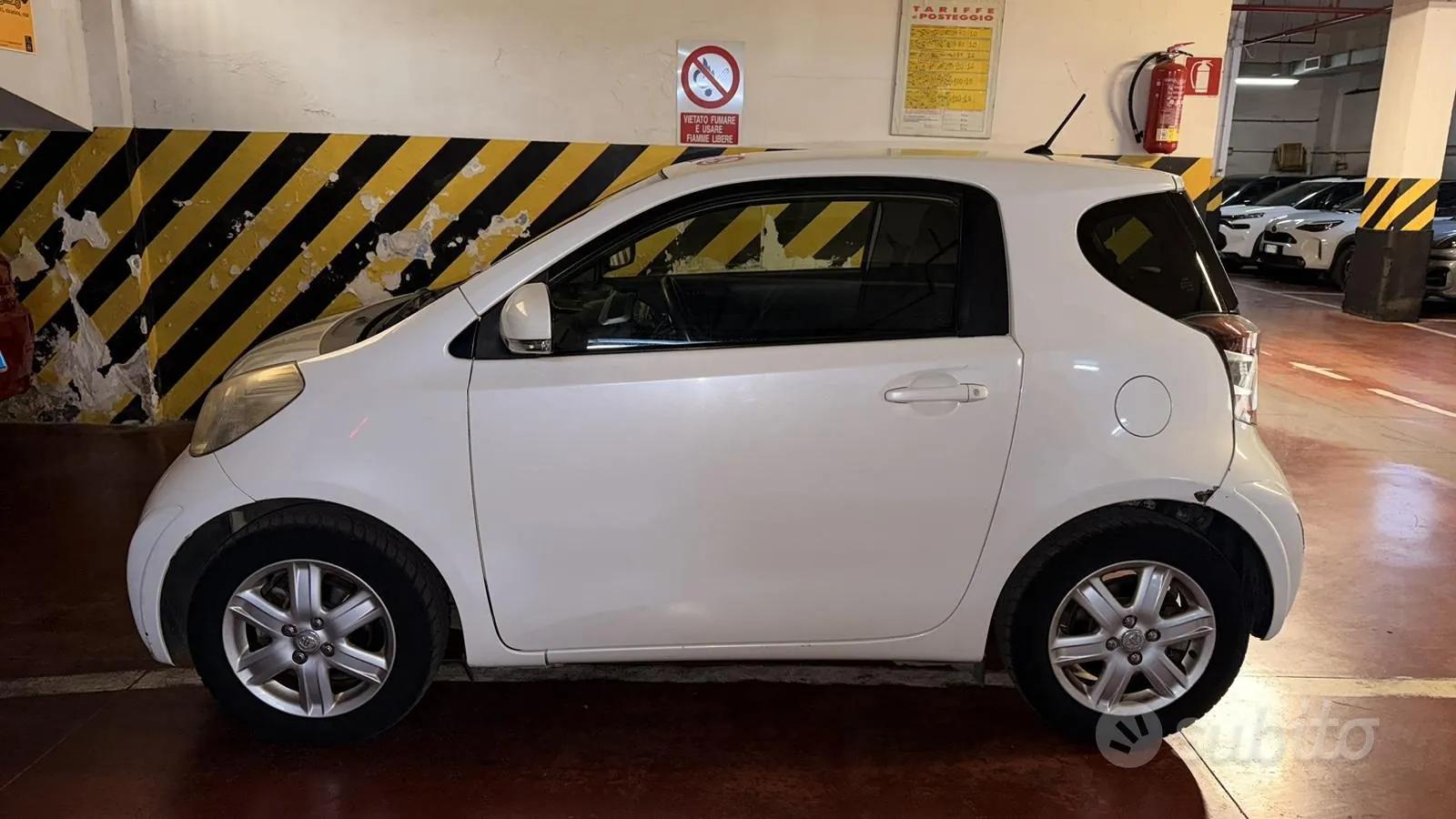 Toyota Iq 2009 photo 3