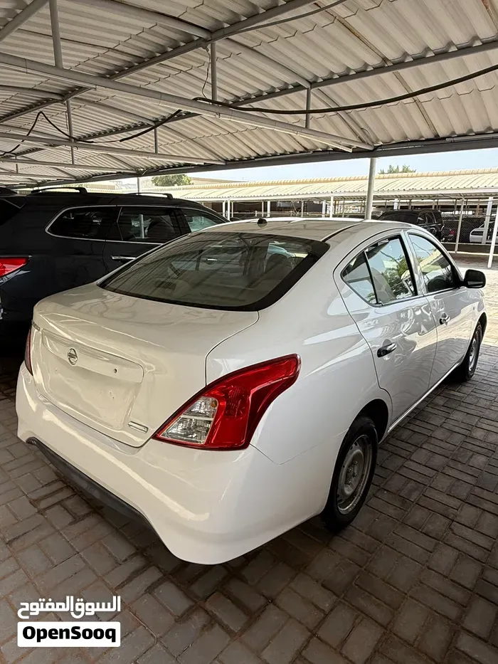 Nissan Sunny 2016 photo 4