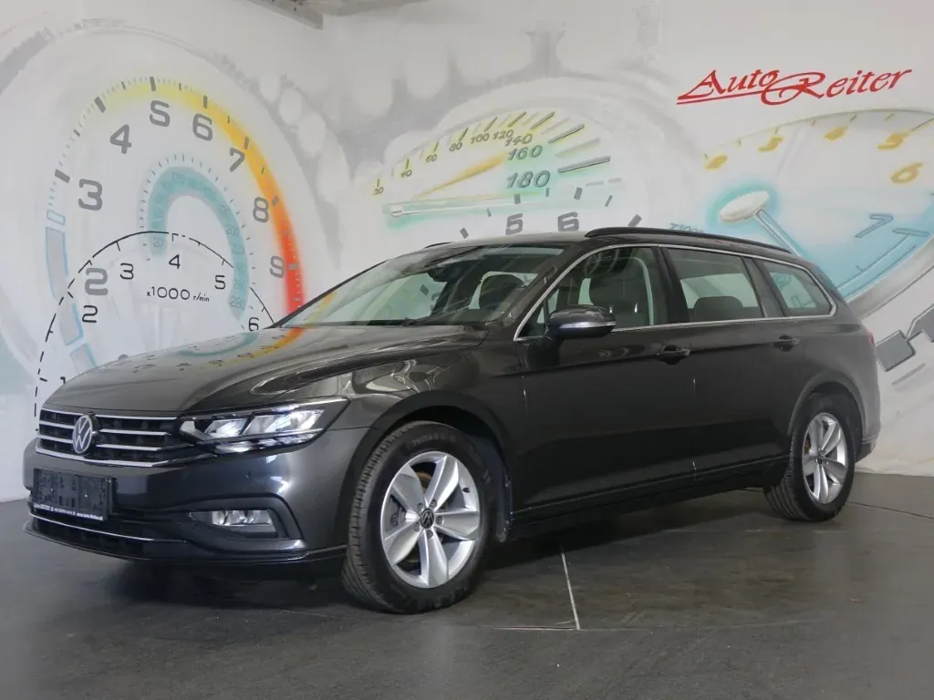 Volkswagen Passat 2023 photo 3