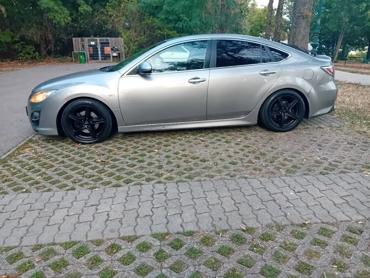 Mazda Mazda6