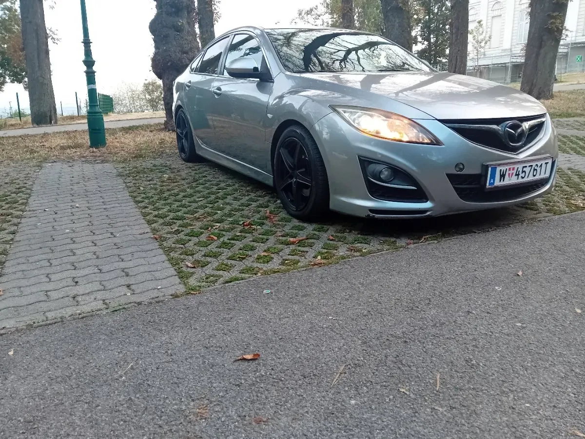 Mazda Mazda6 2011 photo 2