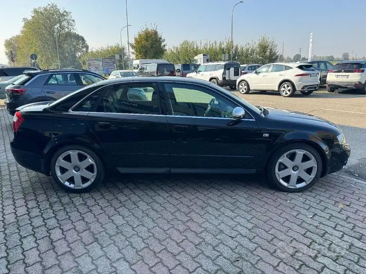 Audi A4 2003 photo 4