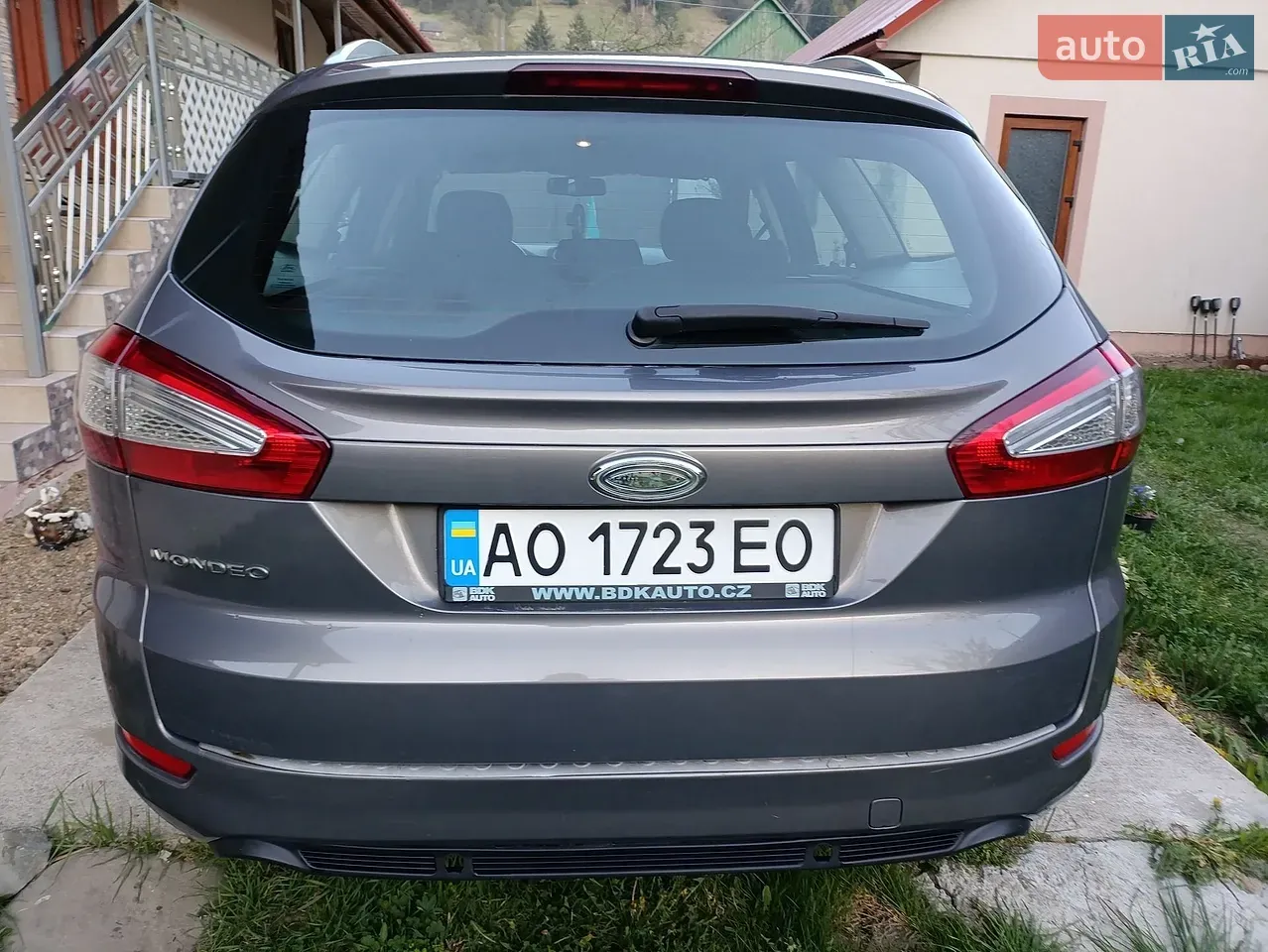 Ford Mondeo 2011 photo 2