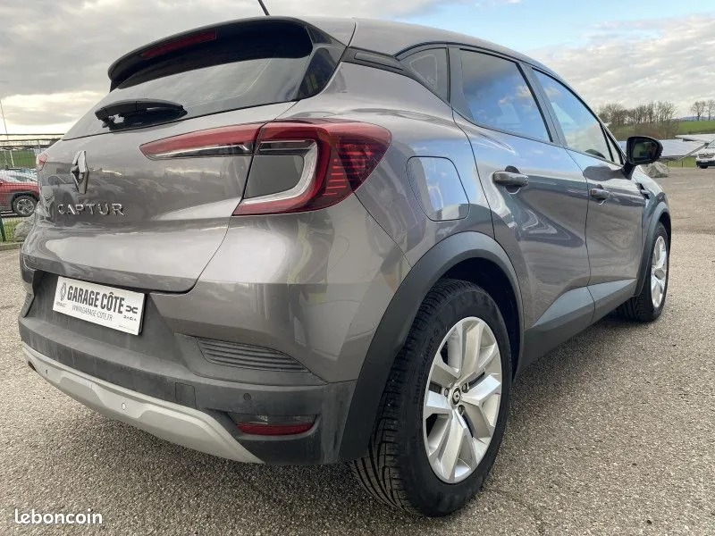 Renault Captur 2021 photo 2