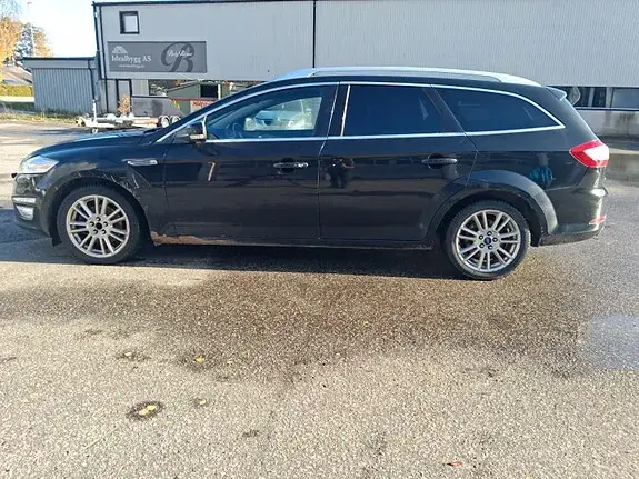 Ford Mondeo 2011 photo 2