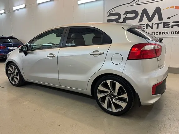 Kia Rio 2016 photo 5