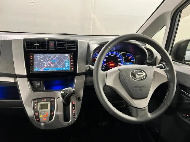 Daihatsu Molve Custom X Limited Sa 2013 photo 5