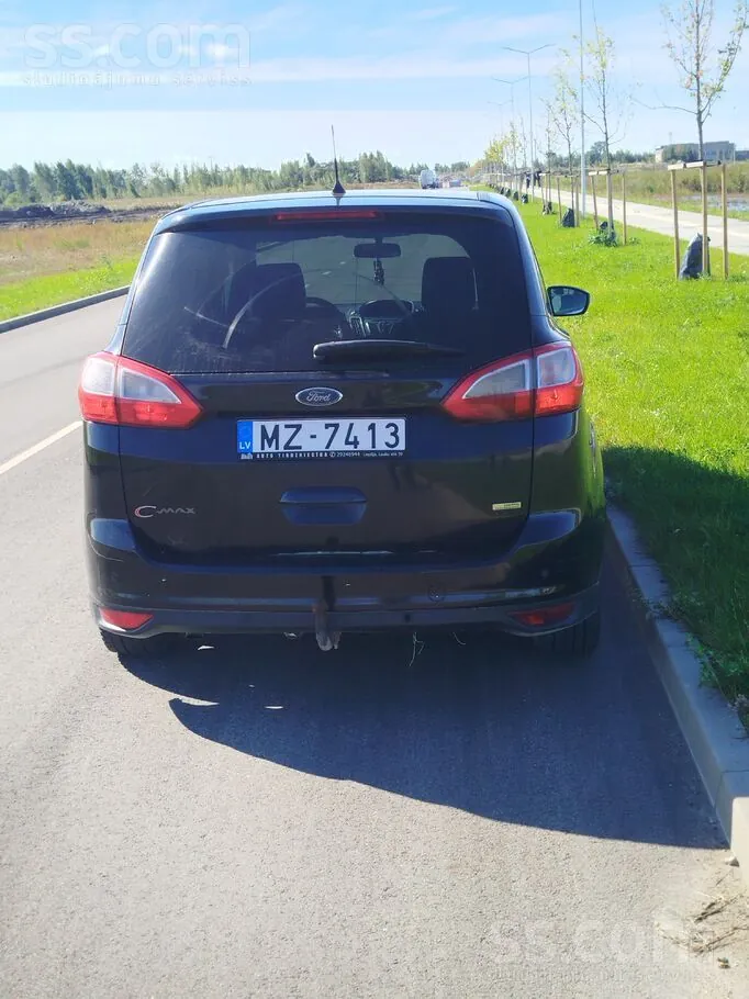 Ford C-Max 2012 photo 2