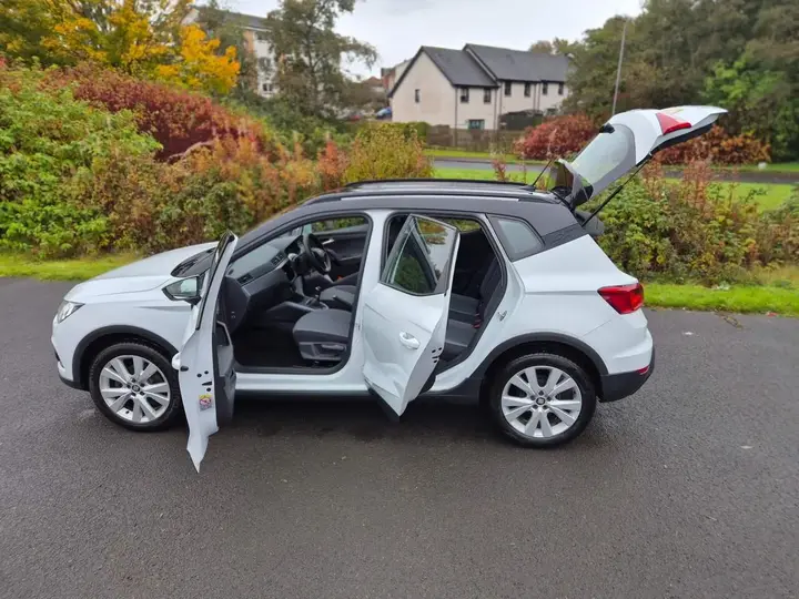 Seat Arona 2018 photo 5