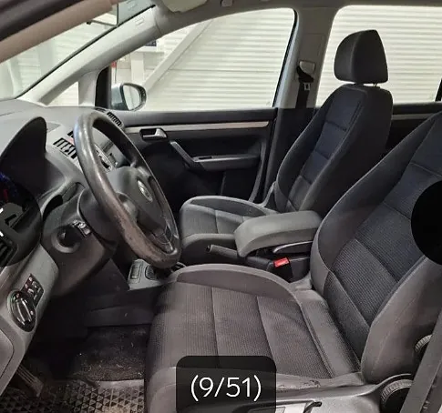 Volkswagen Touran 2012 photo 3
