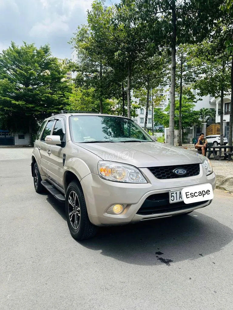 Ford Escape 2011 photo 5