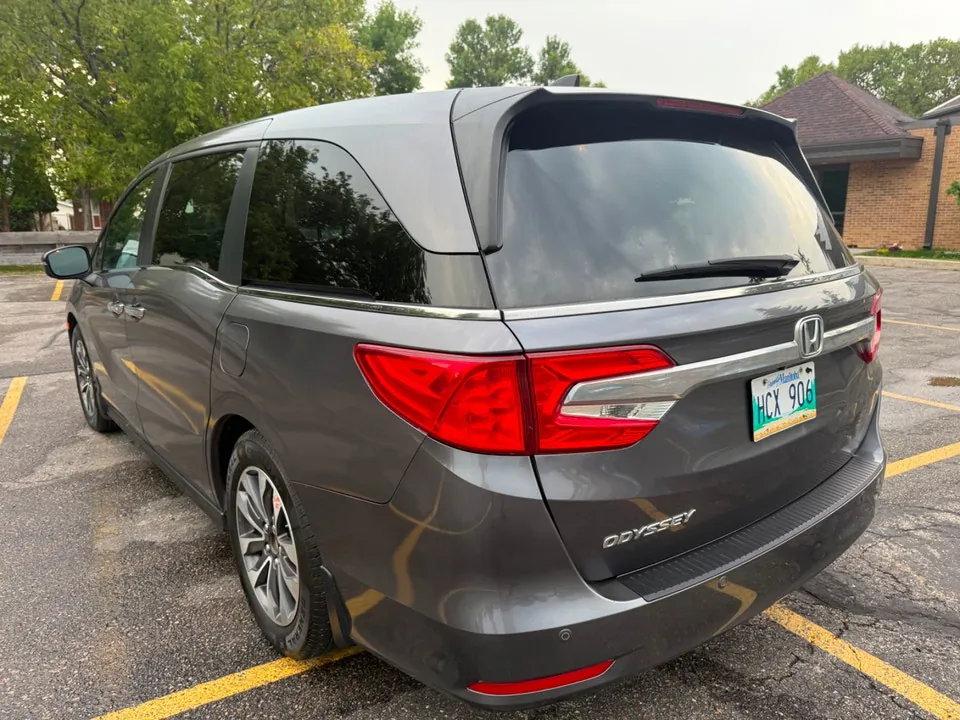 Honda Odyssey 2020 photo 2