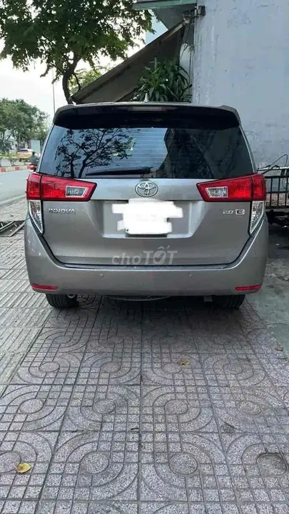Toyota Innova 2018 photo 2