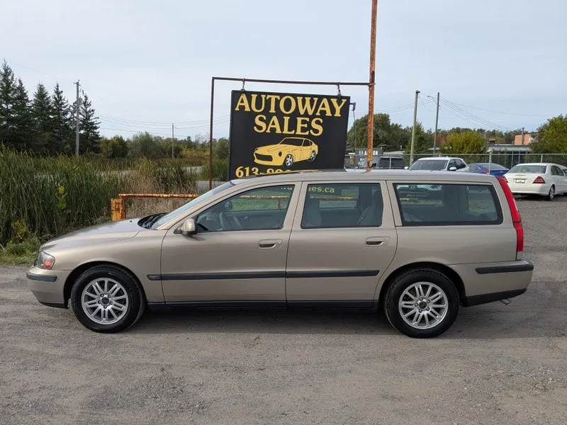 Volvo V70 2003 photo 2
