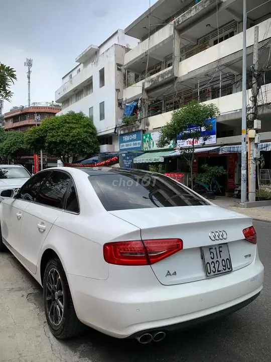 Audi A4 2014 photo 4