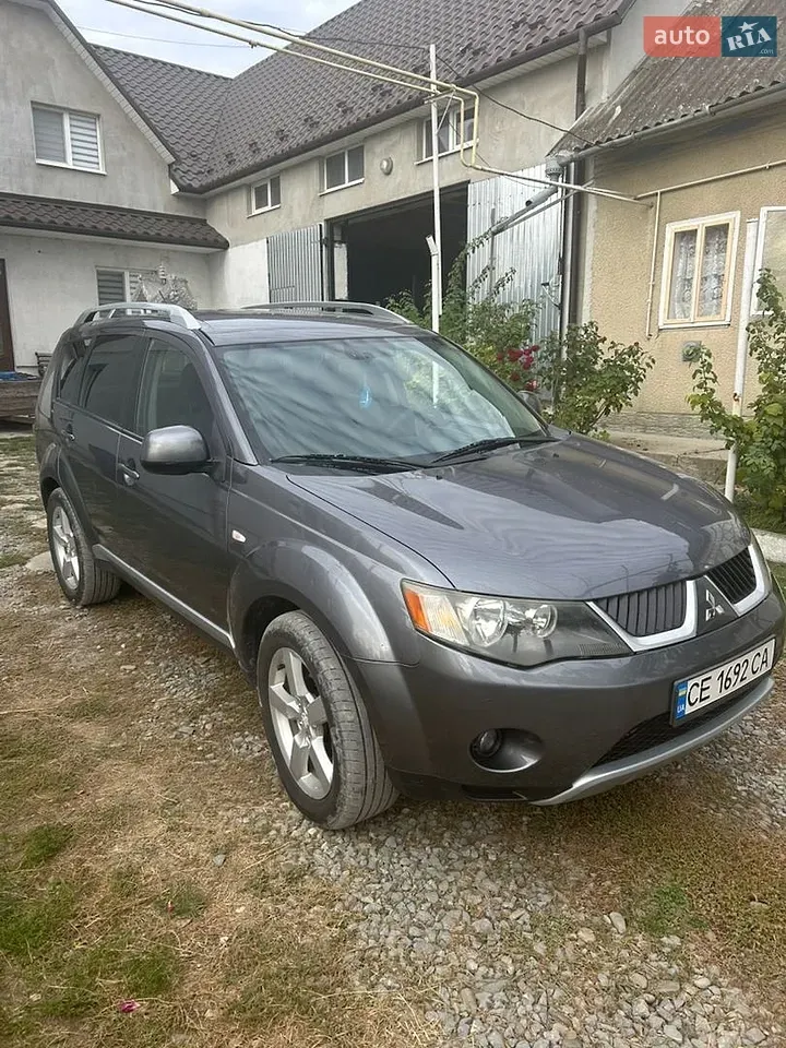 Mitsubishi Outlander