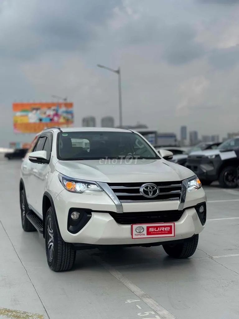Toyota Fortuner 2017 photo 3