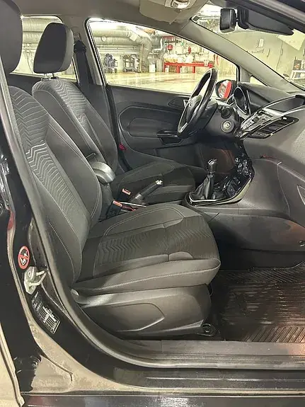 Ford Fiesta 2013 photo 5