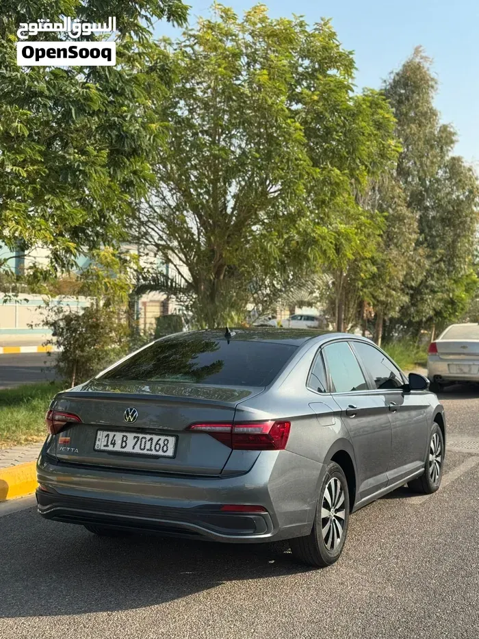 Volkswagen Jetta 2024 photo 3