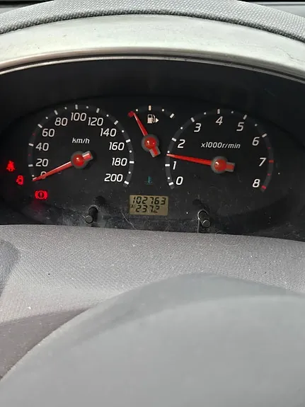 Nissan Micra 2003 photo 2