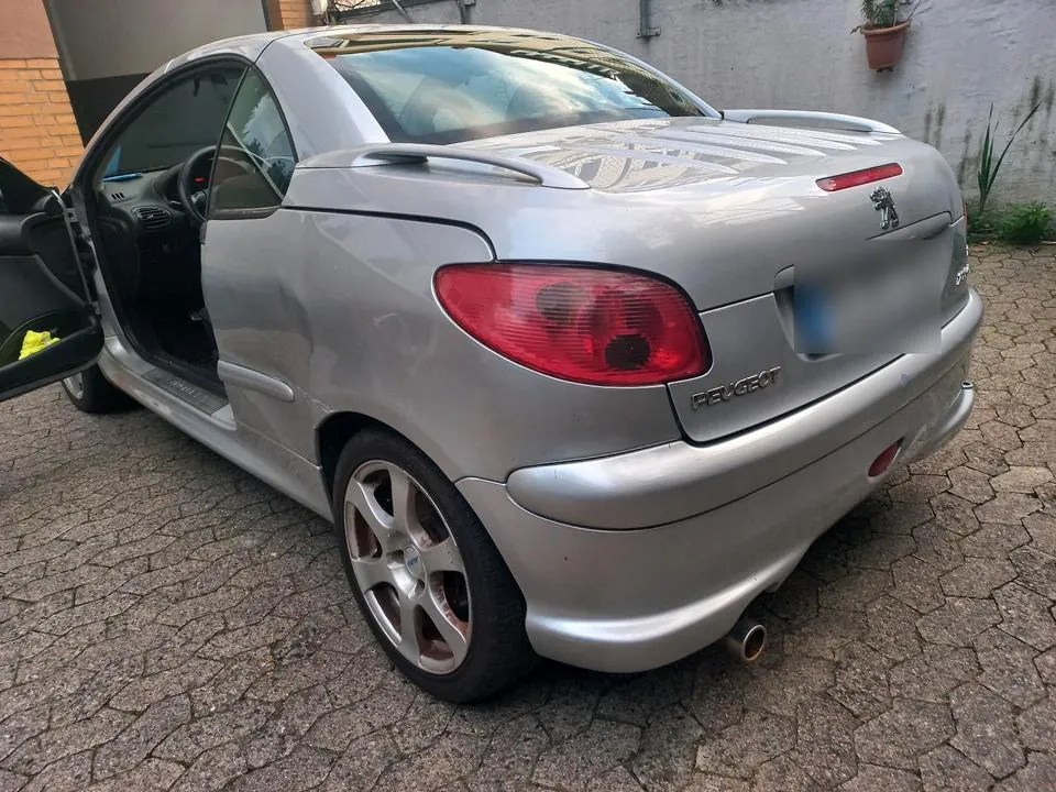 Peugeot 206
