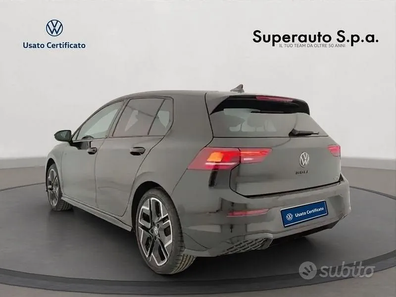 Volkswagen Golf 2026 photo 5