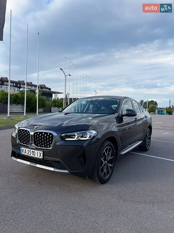 BMW X4 2022 photo 2