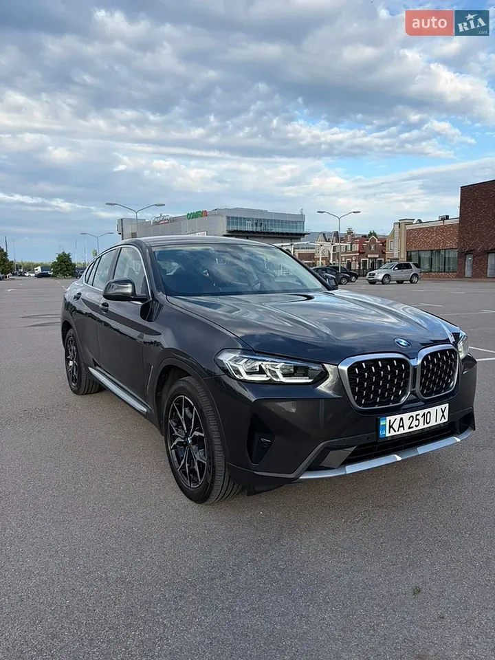 BMW X4 2022 photo 4