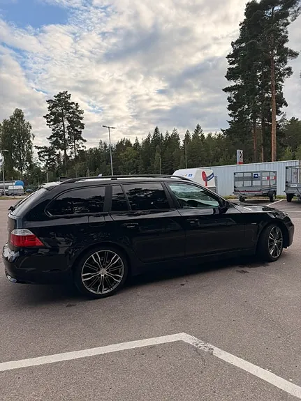 BMW 520D 2010 photo 3