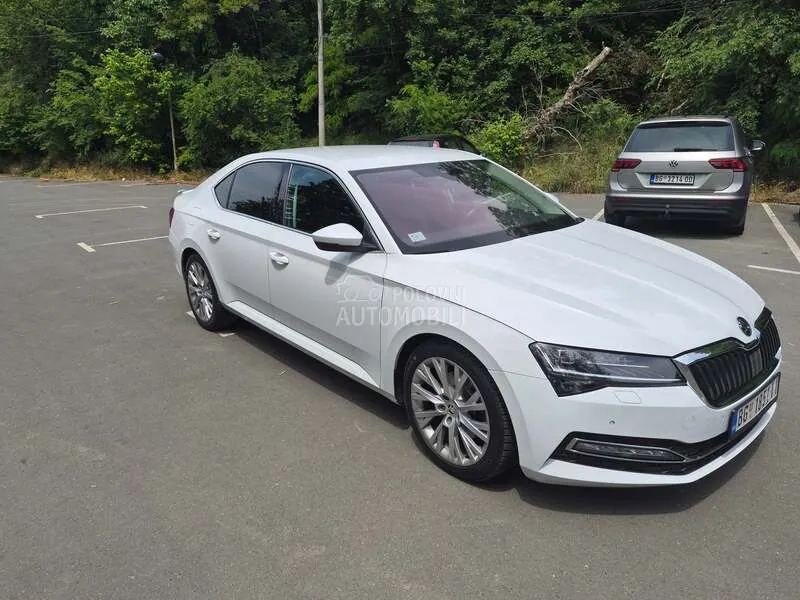 Skoda Superb 2019 photo 2