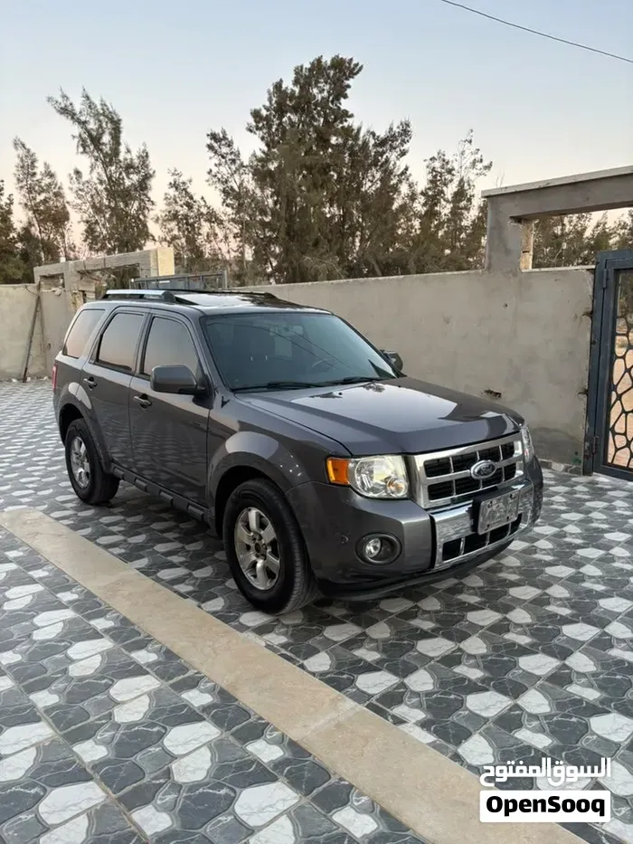 Ford Escape 2011 photo 4