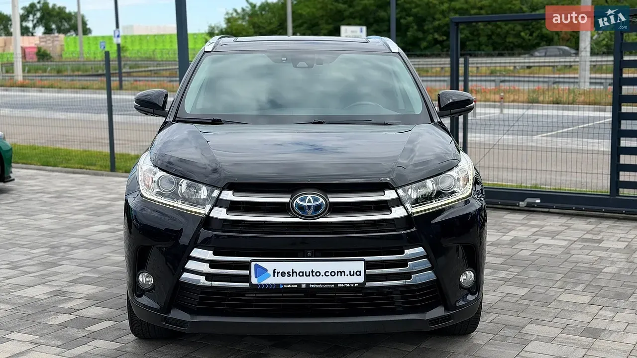 Toyota Highlander 2018 photo 2