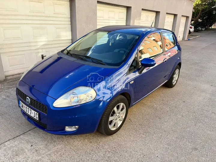Fiat Grande Punto 2006 photo 4