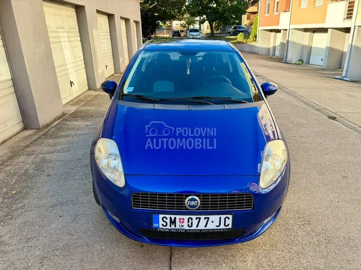 Fiat Grande Punto 2006 photo 3